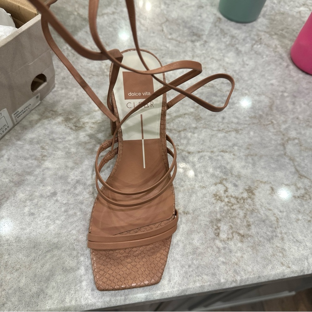 Dolce Vita Women's Tan Paxx Wrap Sandals